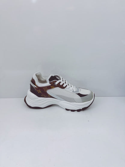 WHITE MONOGRAM CALFSKIN RUN 55 SNEAKERS 38