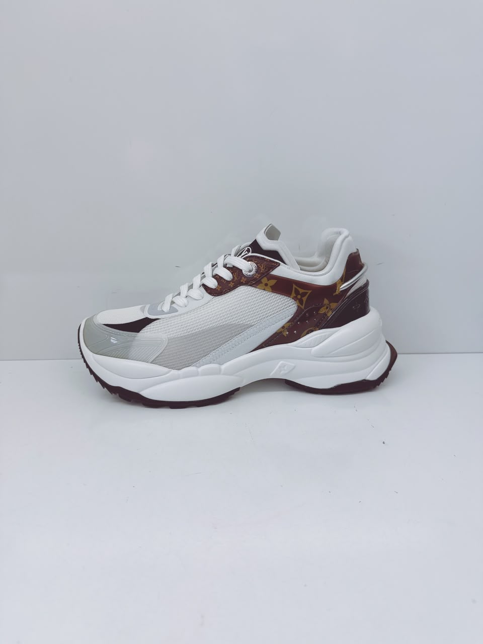 WHITE MONOGRAM CALFSKIN RUN 55 SNEAKERS 38