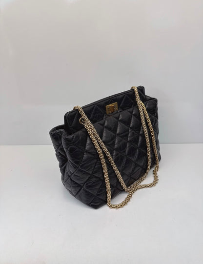 BLACK AGED CALFSKIN LEATHER 2.55 REISSUE MEDIUM TOTE BAG