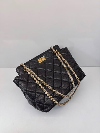 BLACK AGED CALFSKIN LEATHER 2.55 REISSUE MEDIUM TOTE BAG