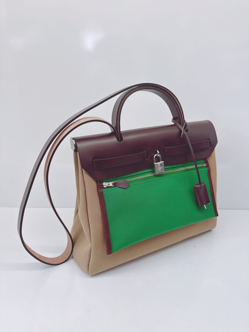 EBENE VACHE HUNTER AND BEIGE MARFA AND CACTUS TOILE HERBAG ZIP 31 PALLADIUM HARDWARE