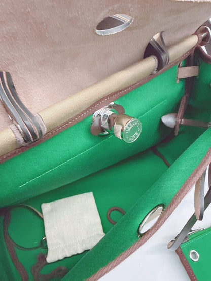 EBENE VACHE HUNTER AND BEIGE MARFA AND CACTUS TOILE HERBAG ZIP 31 PALLADIUM HARDWARE