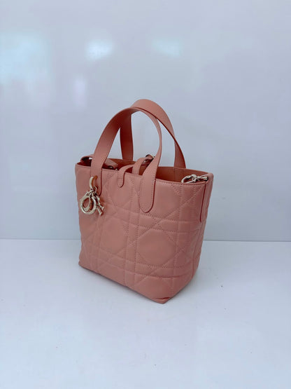 ROSE DES VENTS CALFSKIN MACROCANNAGE SMALL TOUJOURS VERTICAL TOTE