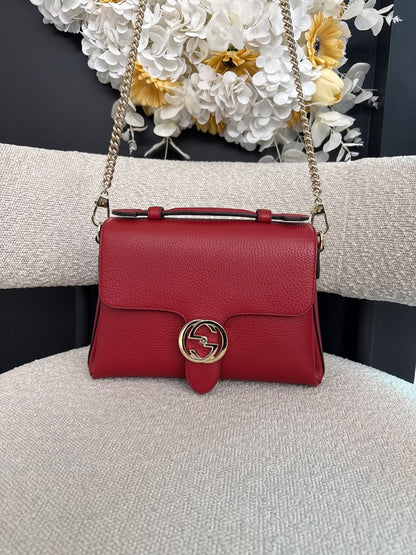 RED LEATHER INTERLOCKING TOP HANDLE SHOULDER BAG
