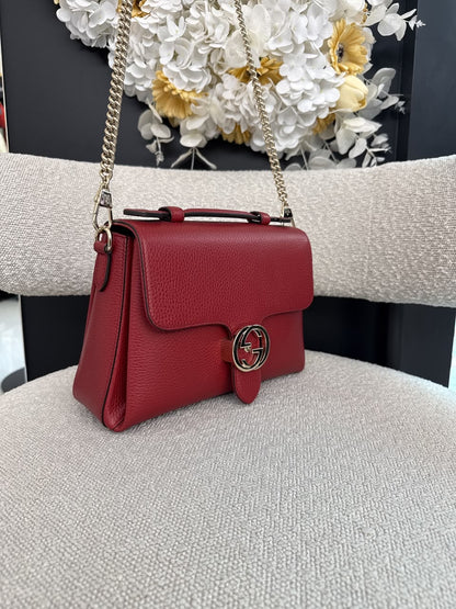 RED LEATHER INTERLOCKING TOP HANDLE SHOULDER BAG