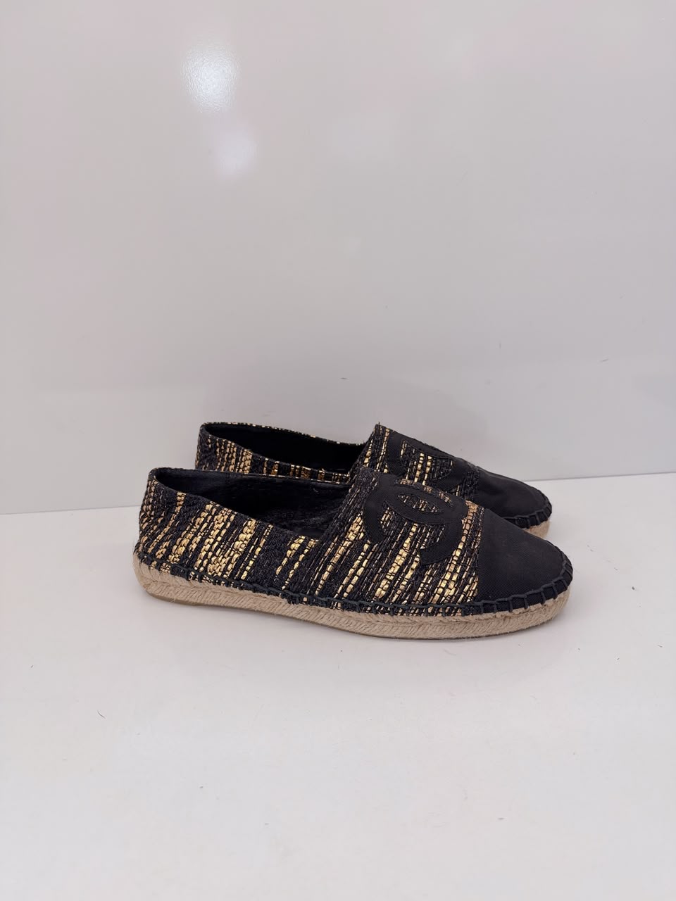 BLACK GOLD WOVEN FABRIC CC ESPADRILLES FLATS 38