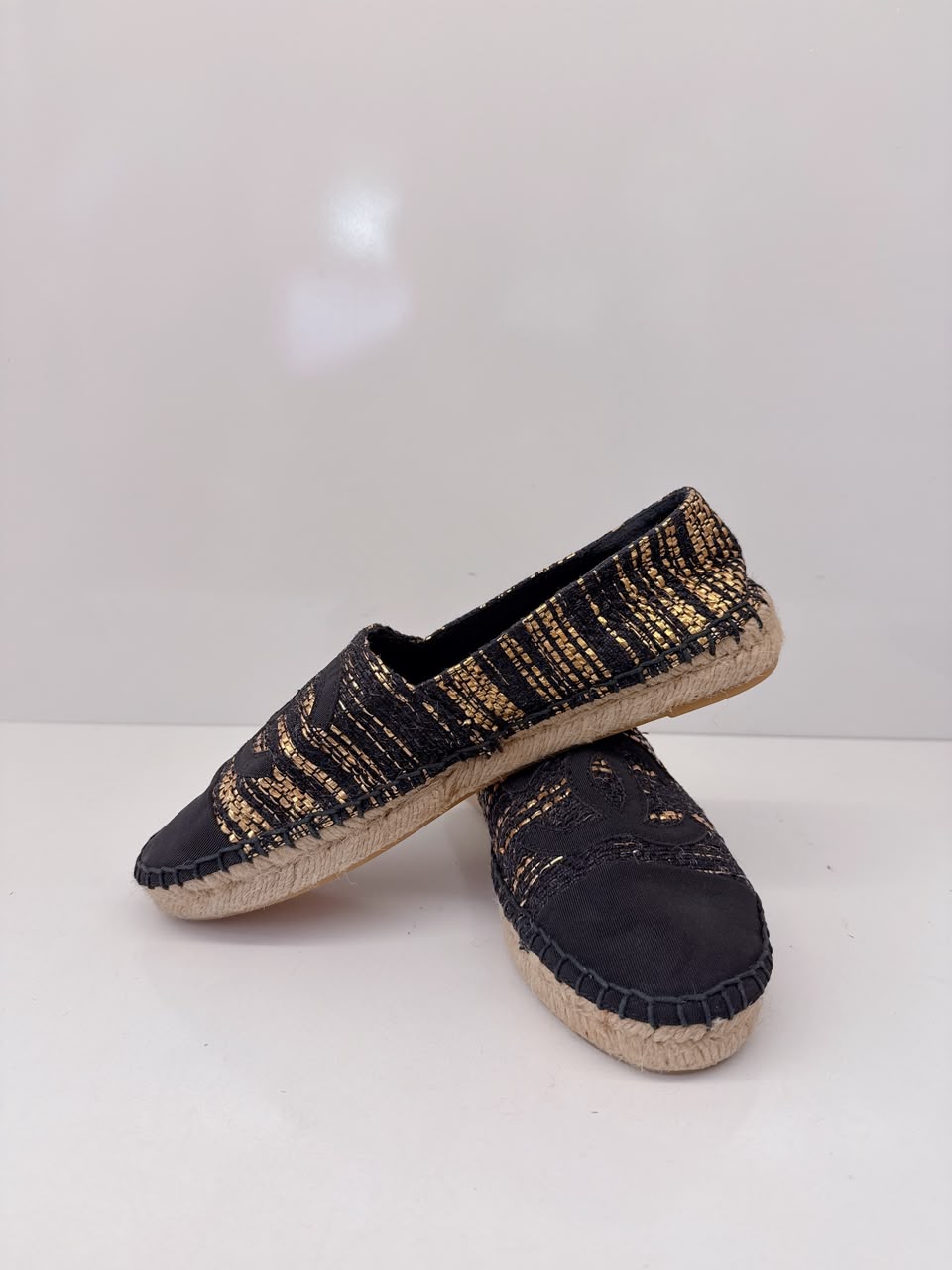 BLACK GOLD WOVEN FABRIC CC ESPADRILLES FLATS 38