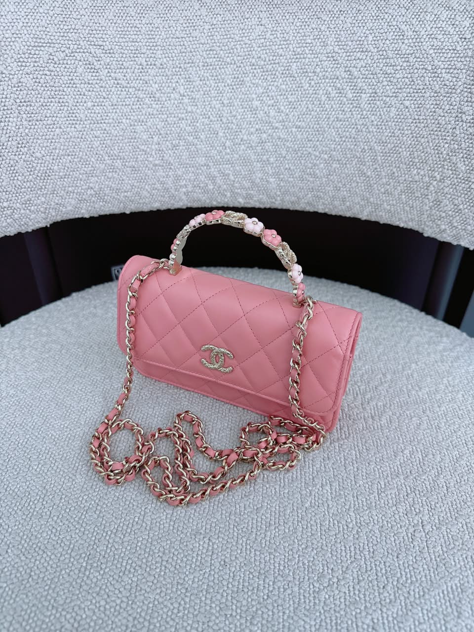 LIGHT PINK CC FLOWER WALLET ON CHAIN TOP HANDLE BAG