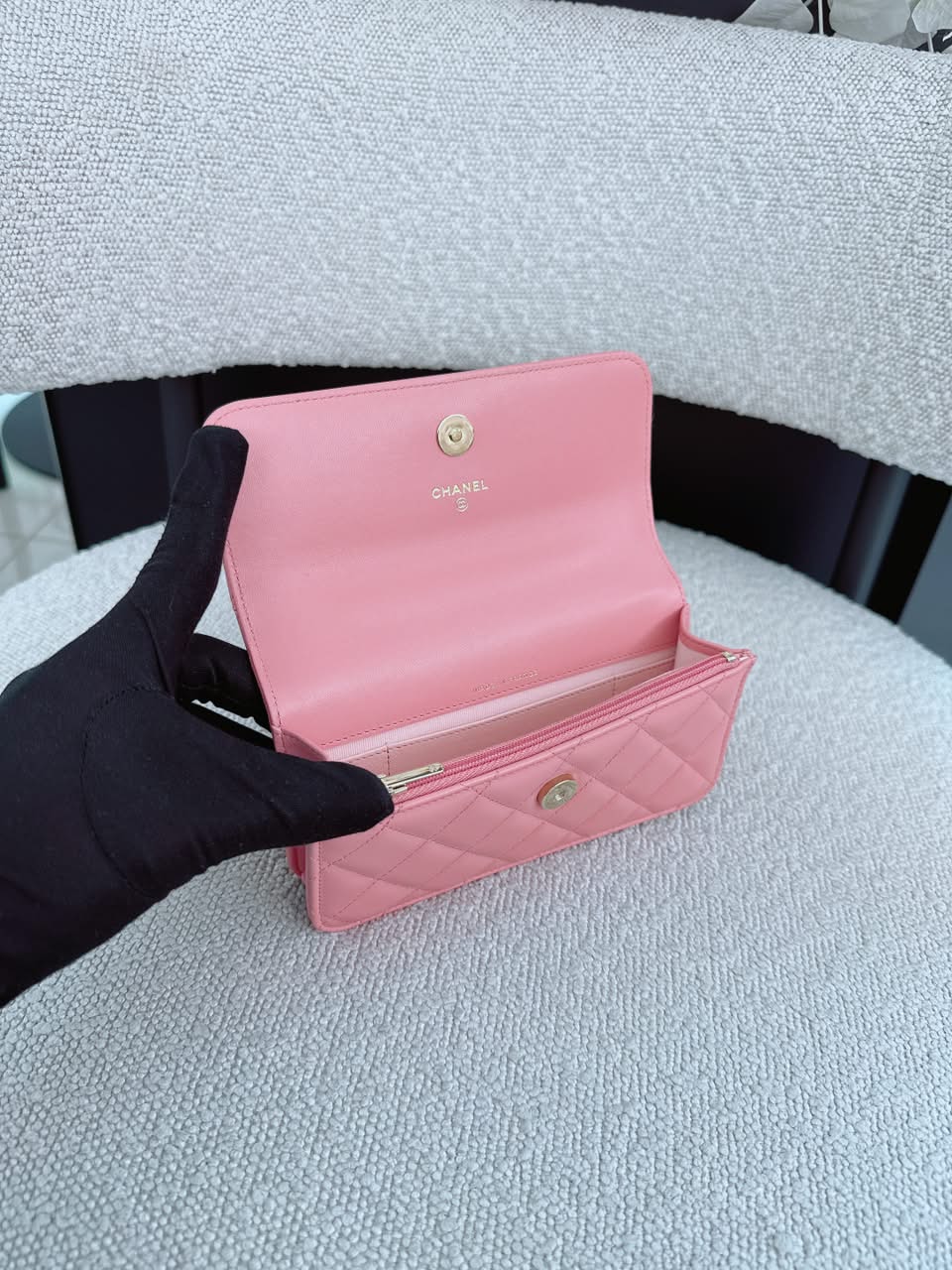 LIGHT PINK CC FLOWER WALLET ON CHAIN TOP HANDLE BAG