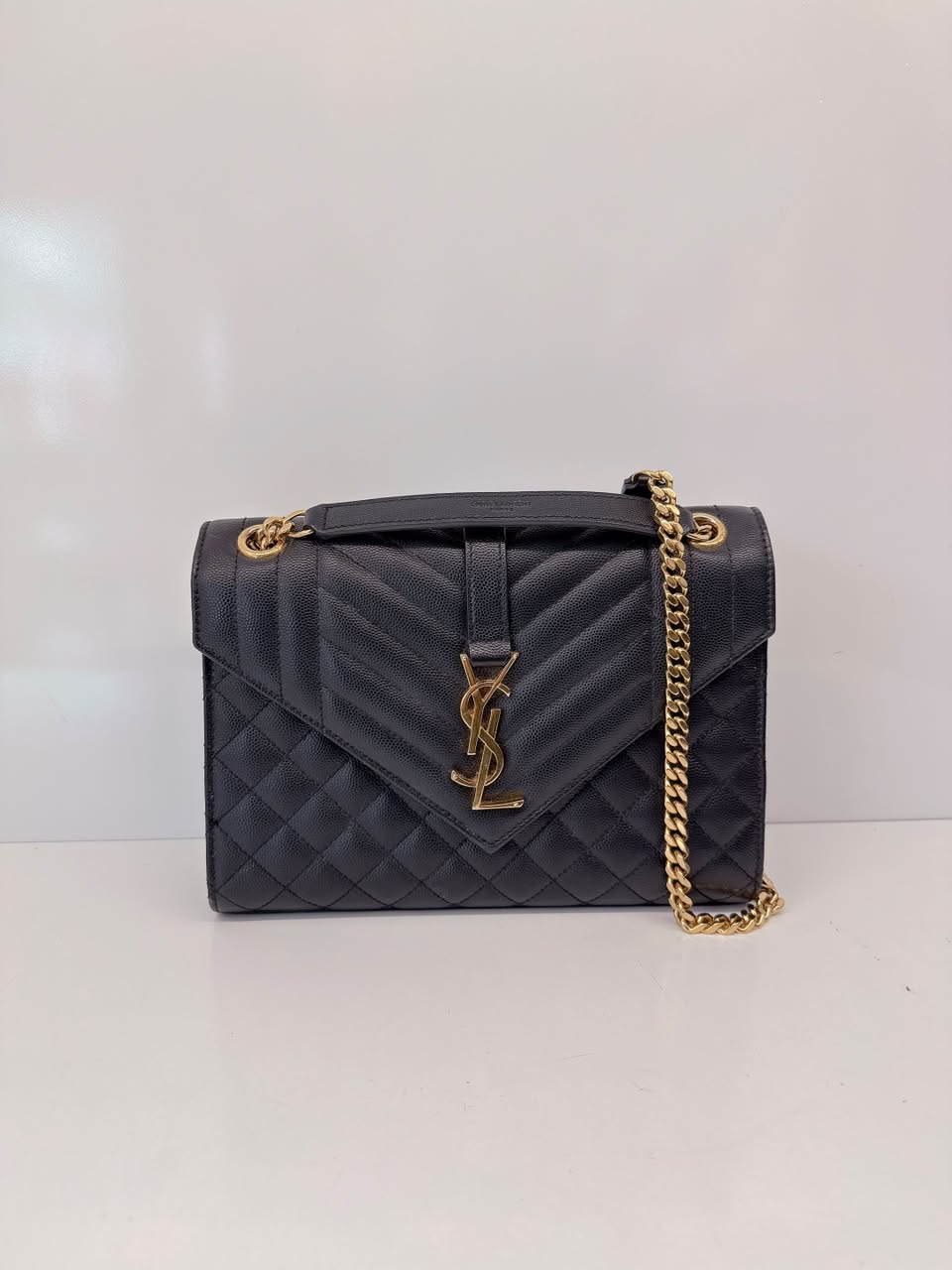 BLACK MATELASSE LEATHER MEDIUM ENVELOPE CHAIN BAG