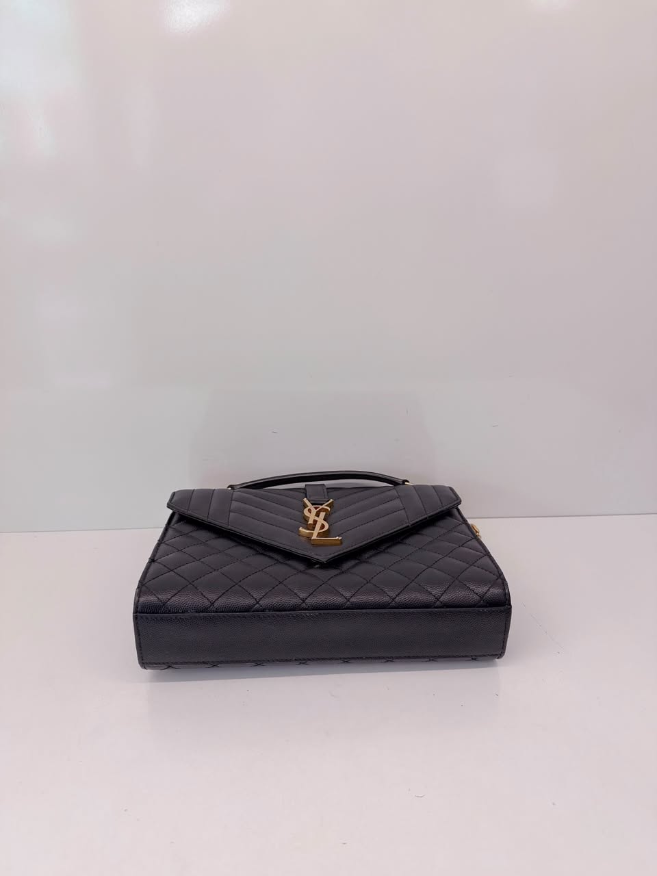 BLACK MATELASSE LEATHER MEDIUM ENVELOPE CHAIN BAG