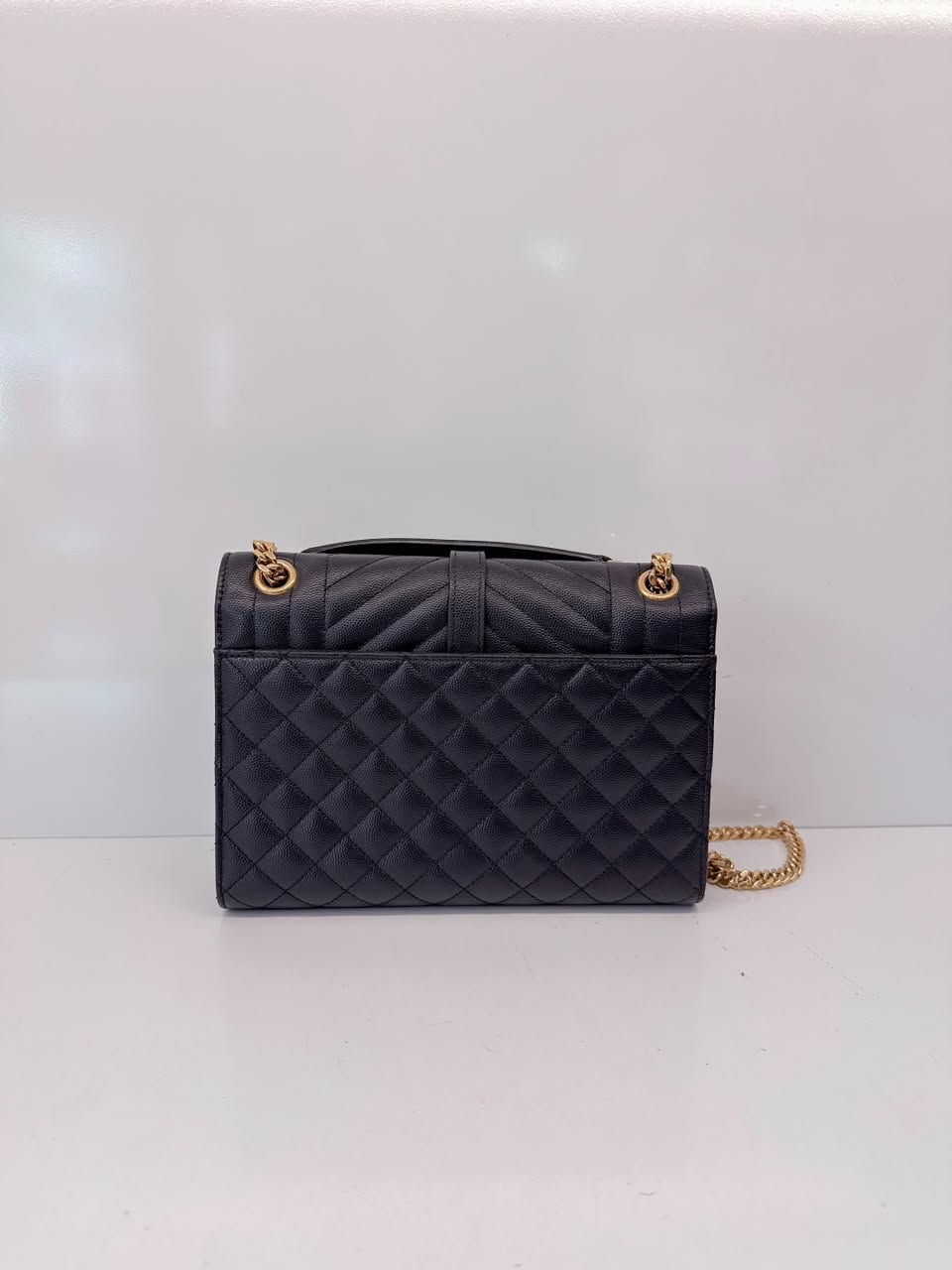 BLACK MATELASSE LEATHER MEDIUM ENVELOPE CHAIN BAG