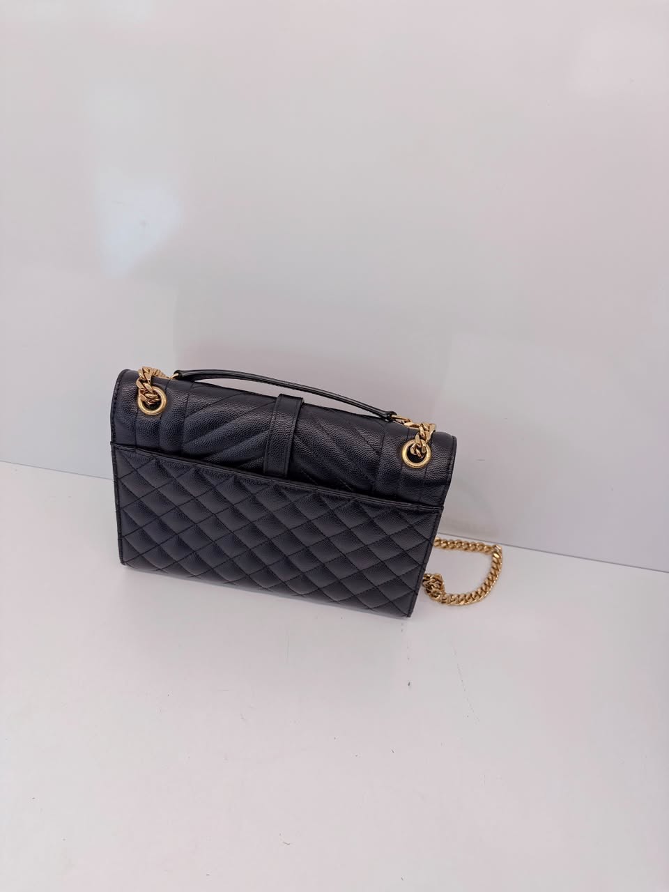 BLACK MATELASSE LEATHER MEDIUM ENVELOPE CHAIN BAG