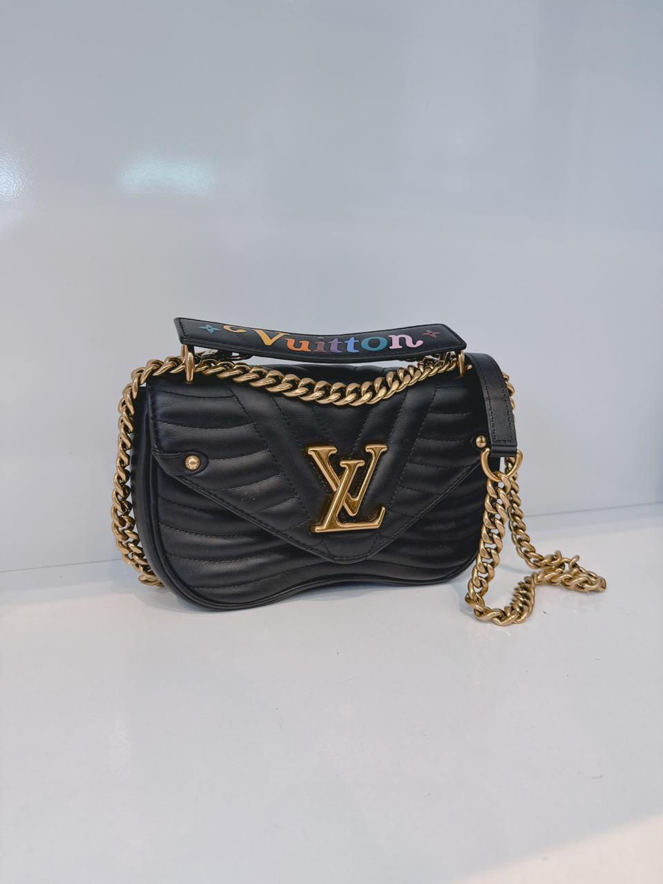 BLACK LEATHER NEW WAVE CHAIN PM BAG