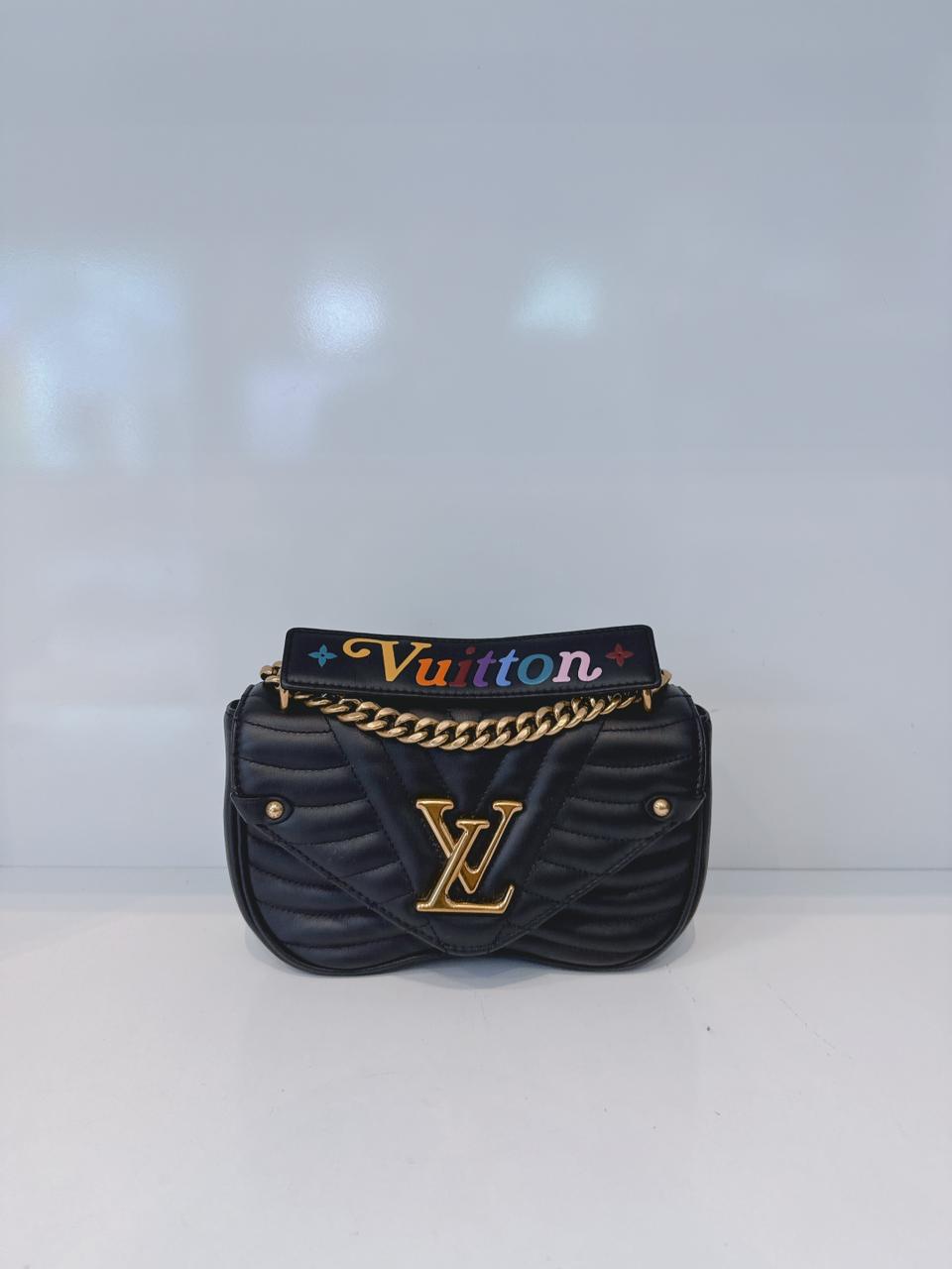 BLACK LEATHER NEW WAVE CHAIN PM BAG