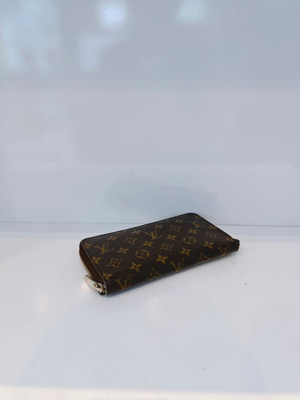 BROWN MONOGRAM CANVAS ZIPPY ORGANIZER WALLET