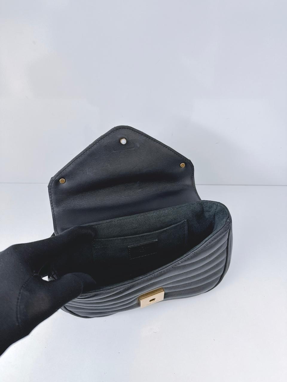 BLACK LEATHER NEW WAVE CHAIN PM BAG