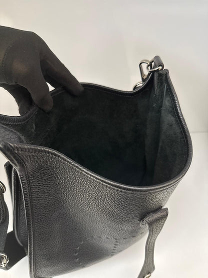 BLACK EVELYNE PM TAURILLON CLEMENCE LEATHER SHOULDER BAG