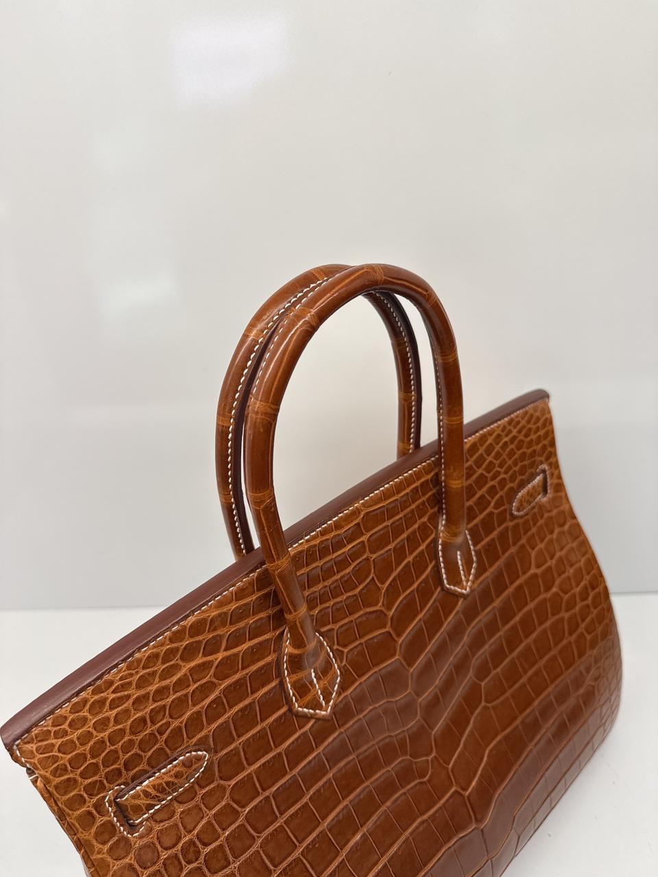 FAUVE MATTE POROSUS CROCODILE BIRKIN 35 GOLD HARDWARE