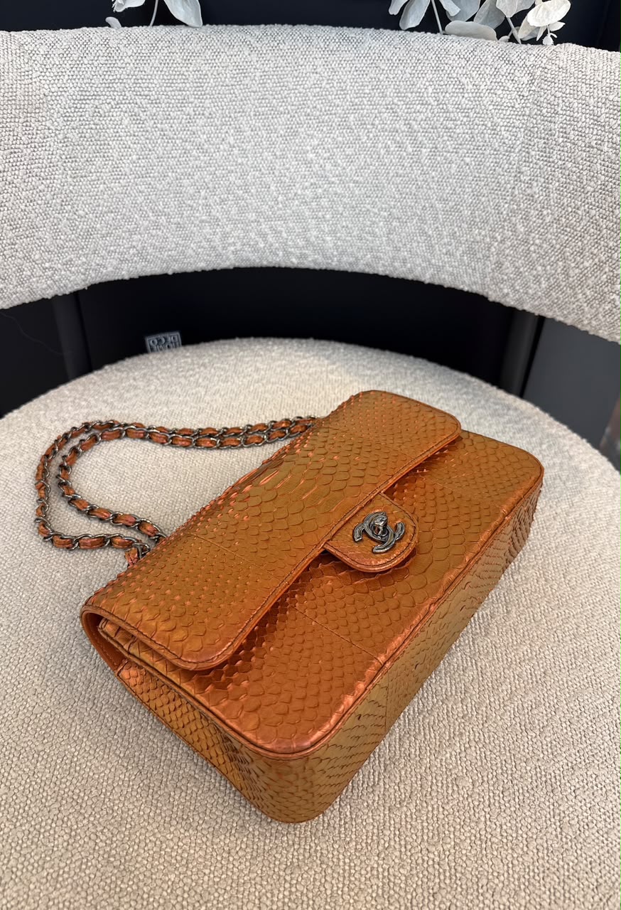 METALLIC ORANGE PYTHON LEATHER MEDIUM CLASSIC DOUBLE FLAP HANDBAG