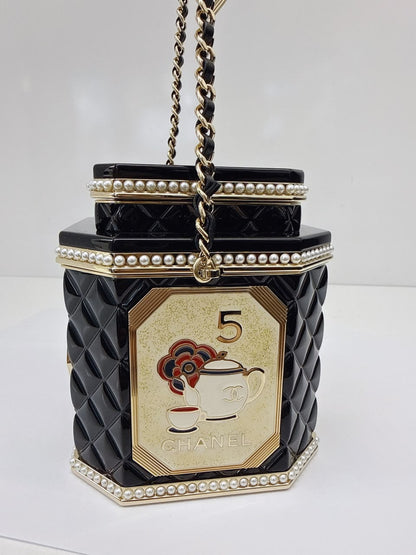 LIMITED EDITION BLACK QUILTED RESIN TEA BOX MINAUDIERE IMITATION PEARL GOLD HARDWARE