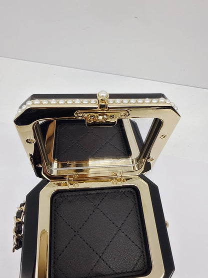 LIMITED EDITION BLACK QUILTED RESIN TEA BOX MINAUDIERE IMITATION PEARL GOLD HARDWARE