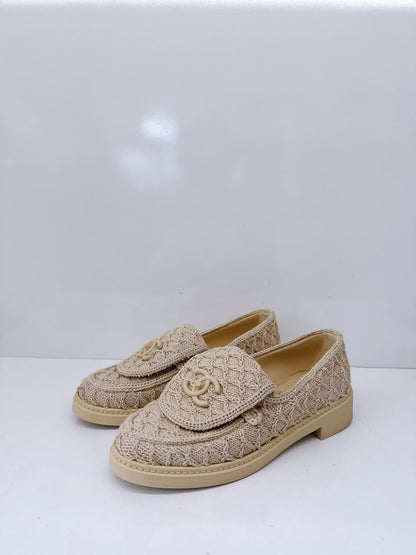 BEIGE KNIT QUILTED TEXTURED CC TURNLOCK LOAFERS 36C