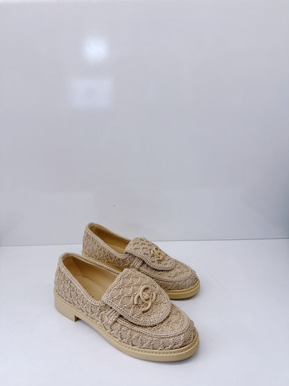 BEIGE KNIT QUILTED TEXTURED CC TURNLOCK LOAFERS 36C