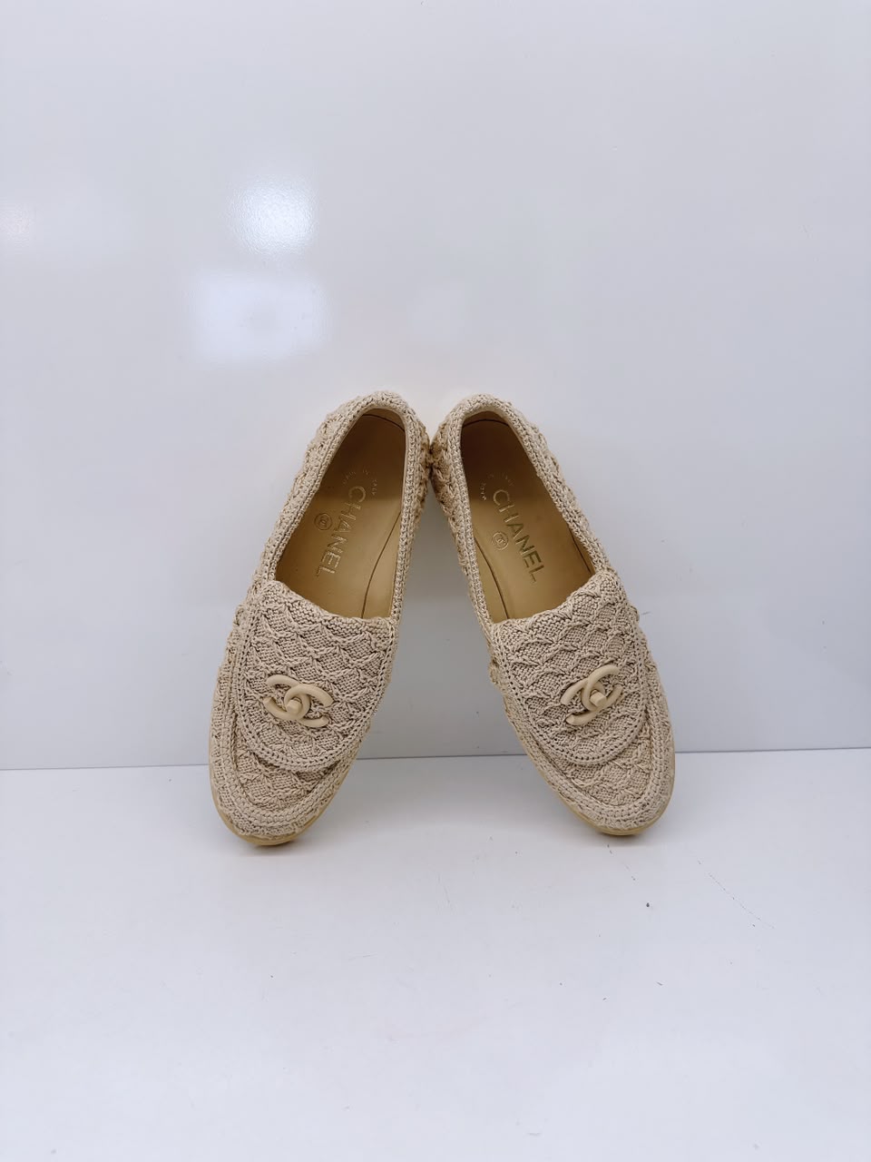 BEIGE KNIT QUILTED TEXTURED CC TURNLOCK LOAFERS 36C