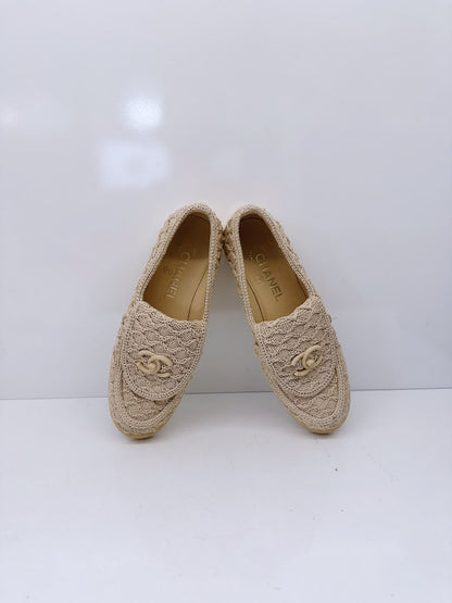 BEIGE KNIT QUILTED TEXTURED CC TURNLOCK LOAFERS 36C