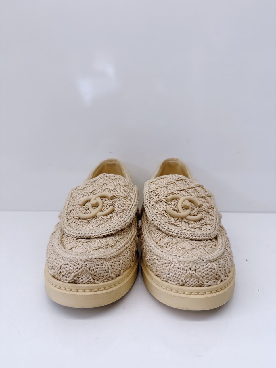 BEIGE KNIT QUILTED TEXTURED CC TURNLOCK LOAFERS 36C