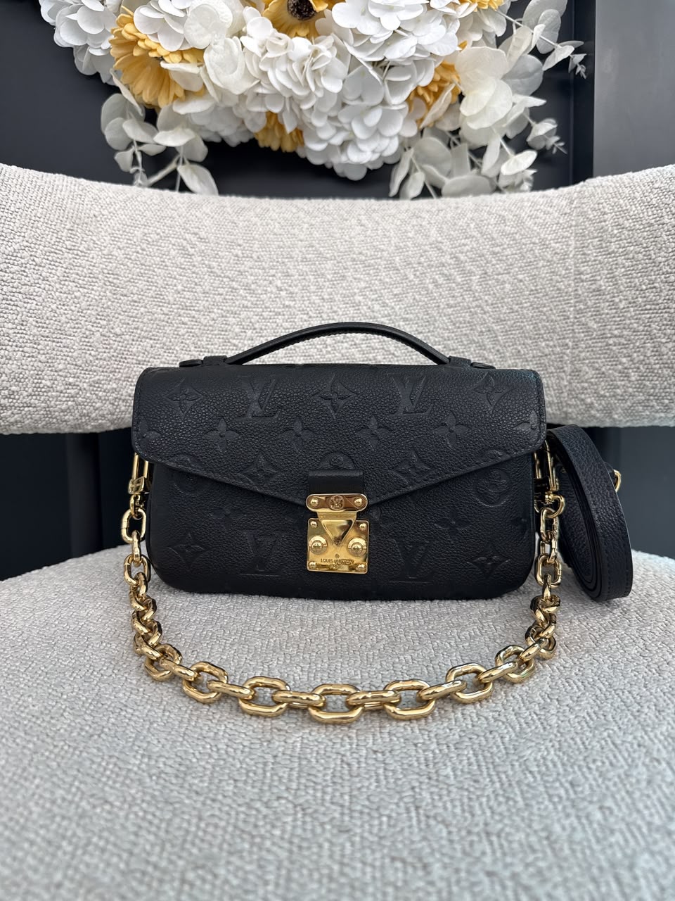 BLACK MONOGRAM EMPREINTE LEATHER POCHETTE METIS EAST WEST HANDBAG