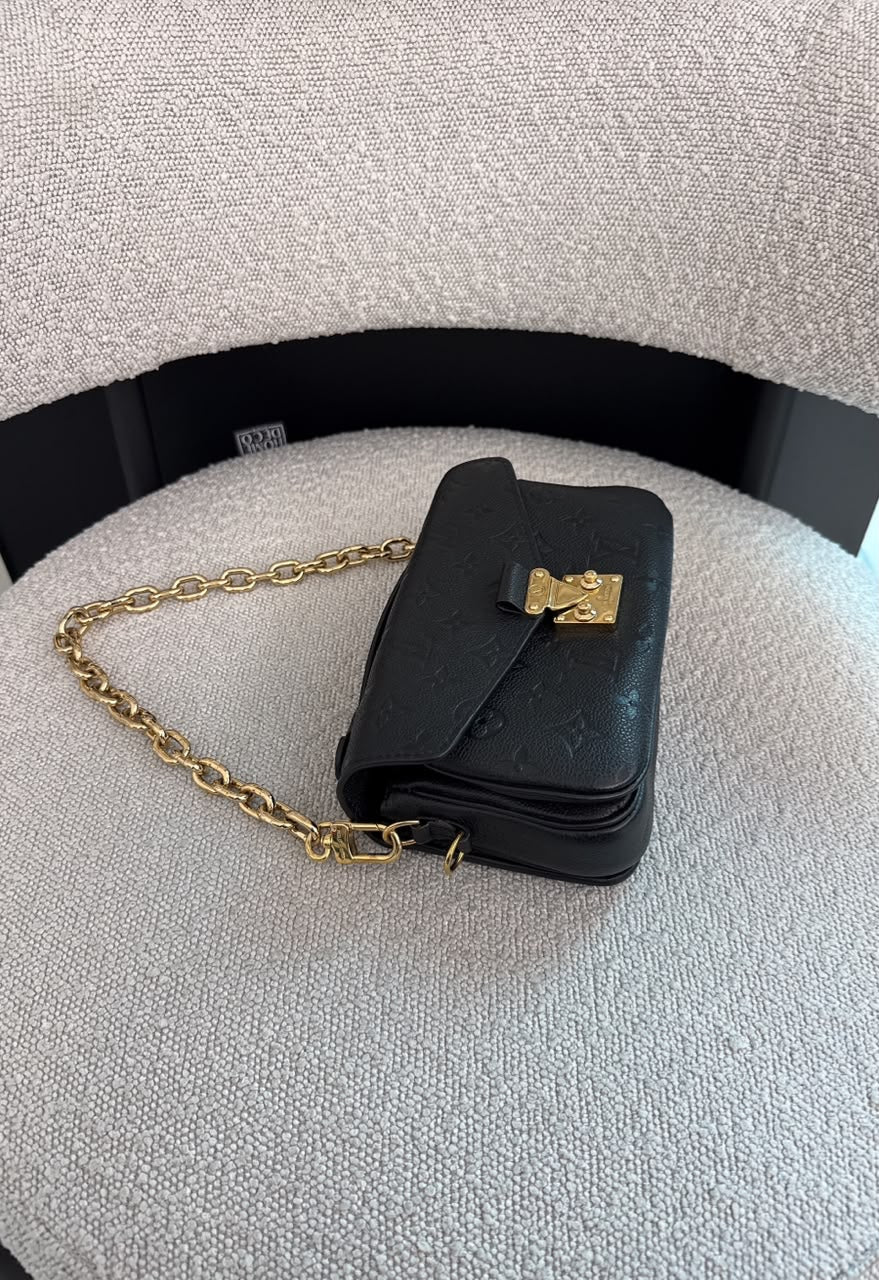 BLACK MONOGRAM EMPREINTE LEATHER POCHETTE METIS EAST WEST HANDBAG