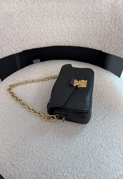 BLACK MONOGRAM EMPREINTE LEATHER POCHETTE METIS EAST WEST HANDBAG