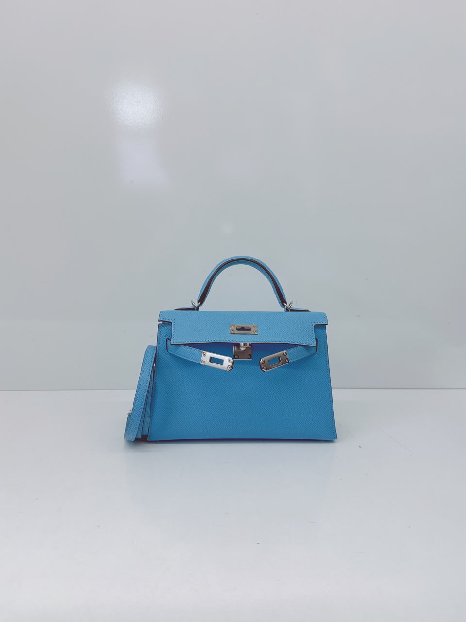 BLEU CELESTE MINI KELLY SELLIER 20 EPSOM LEATHER PALLADIUM HARDWARE
