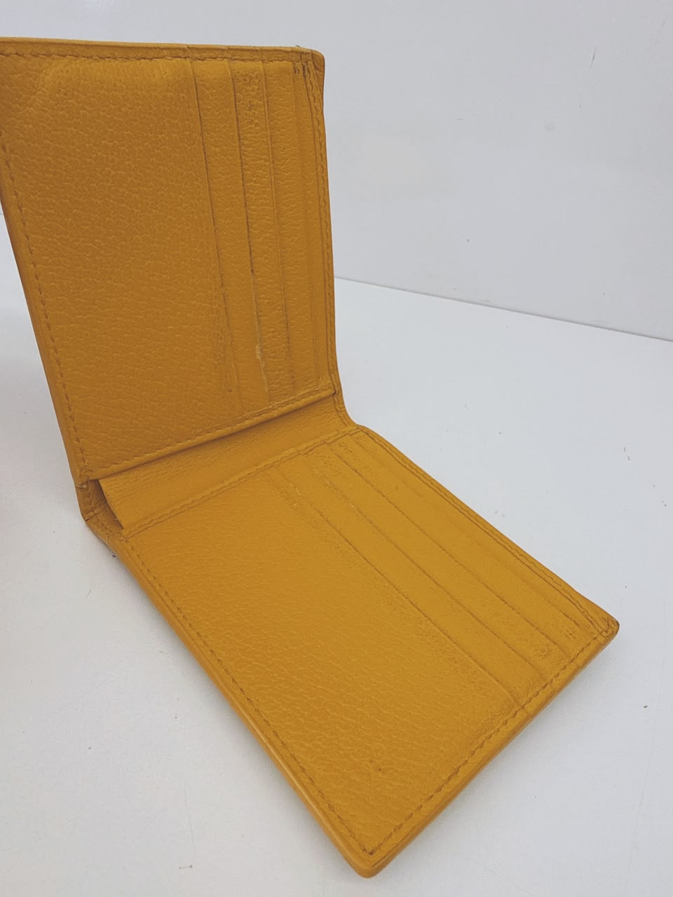 BEIGE YELLOW GG SUPREME CANVAS BIFOLD WALLET
