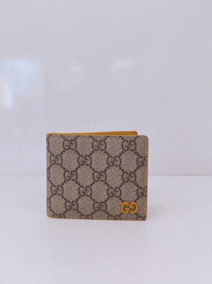 BEIGE YELLOW GG SUPREME CANVAS BIFOLD WALLET