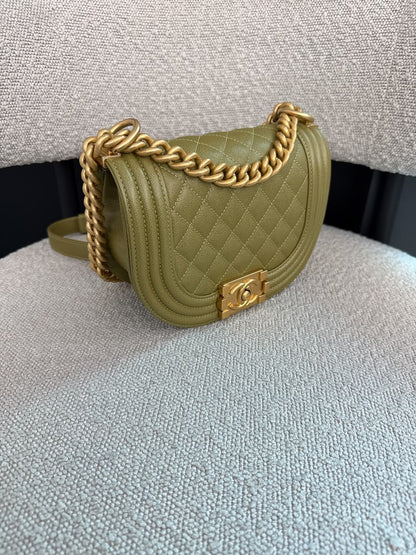OLIVE GREEN QUILTED CAVIAR LEATHER SMALL BOY MESSENGER BAG