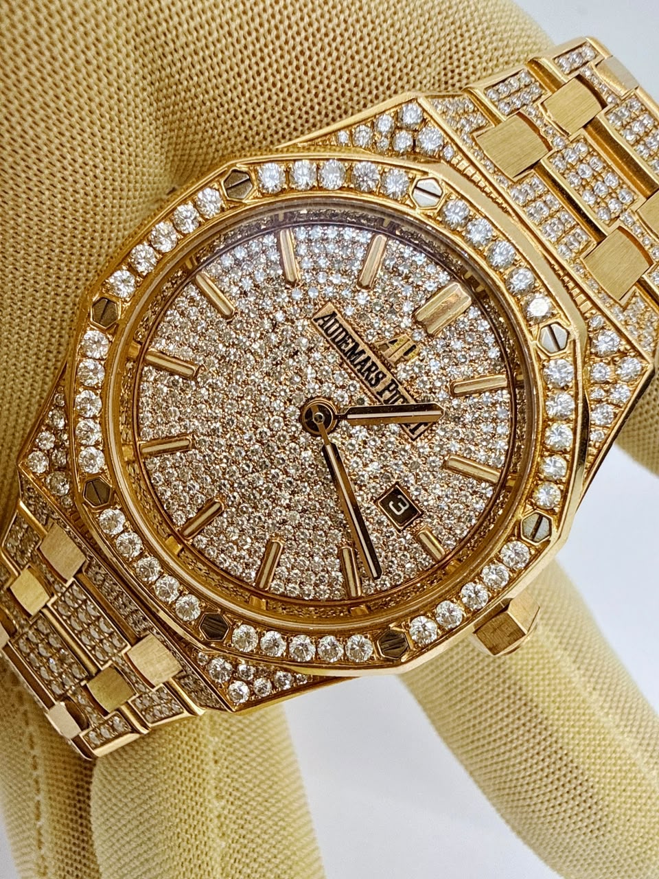 ROSE GOLD PAVED DIAMONDS ROYAL OAK WATCH