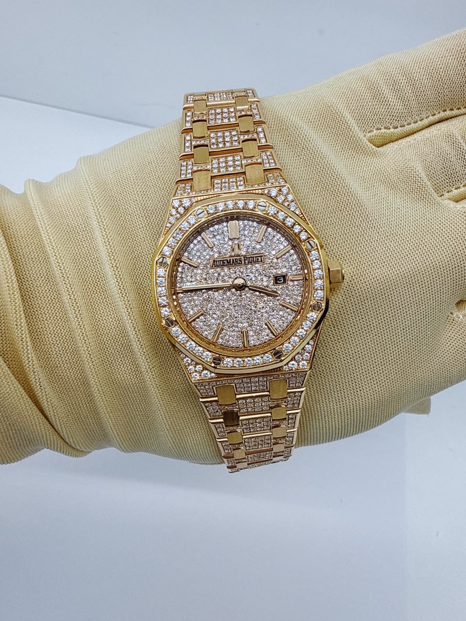 ROSE GOLD PAVED DIAMONDS ROYAL OAK WATCH