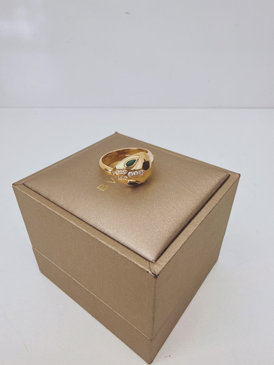 18K ROSE GOLD AND DIAMONDS SERPENTI SEDUTTORI RING 43