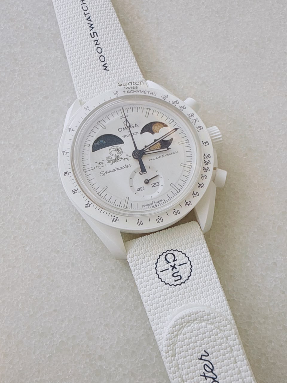 MISSION TO EARTHPHASE MOONSHINE GOLD WATCH