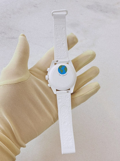 MISSION TO EARTHPHASE MOONSHINE GOLD WATCH