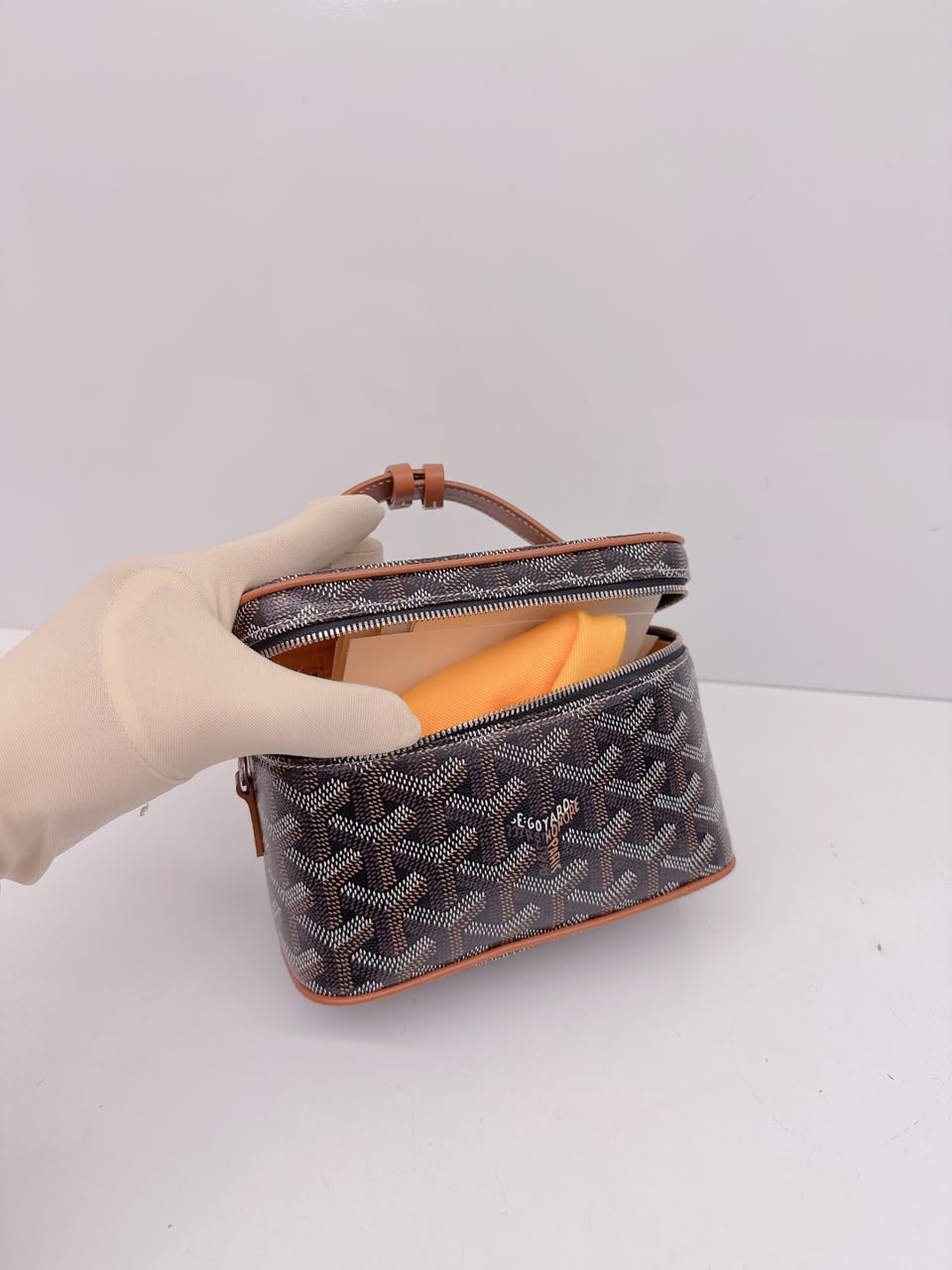NATUREL BLACK GOYARDINE MUSE MINI VANITY CASE