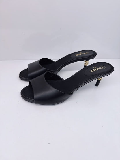 BLACK LEATHER CC HEEL SLIDE SANDALS 38.5C