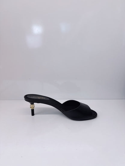 BLACK LEATHER CC HEEL SLIDE SANDALS 38.5C