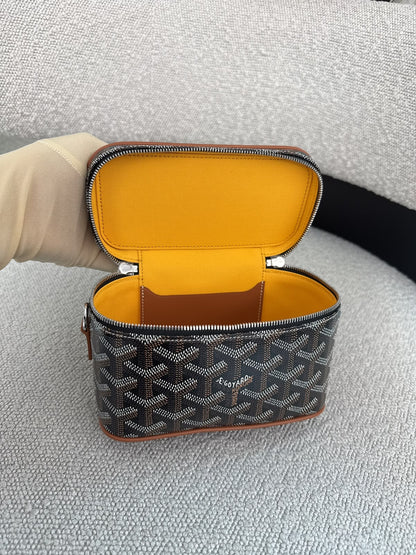 NATUREL BLACK GOYARDINE MUSE MINI VANITY CASE