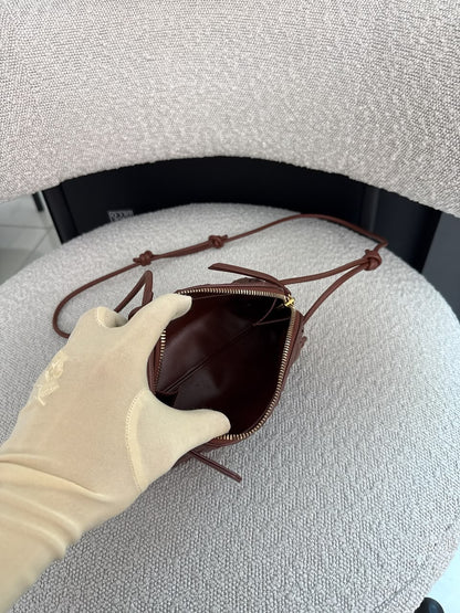 BROWN INTRECCIATO LEATHER MINI CONCERT POUCH