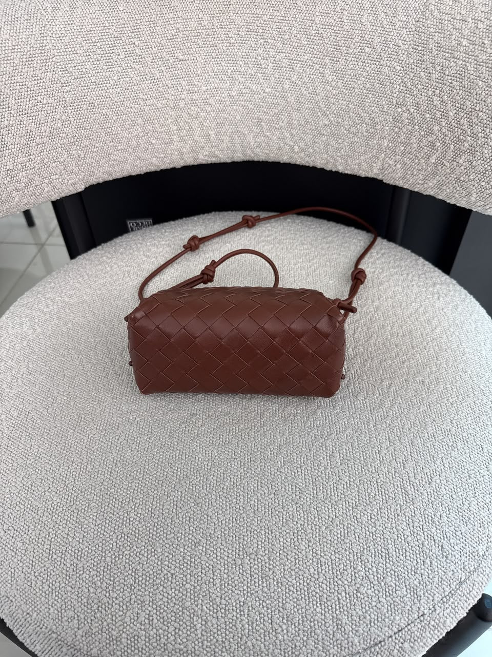 BROWN INTRECCIATO LEATHER MINI CONCERT POUCH