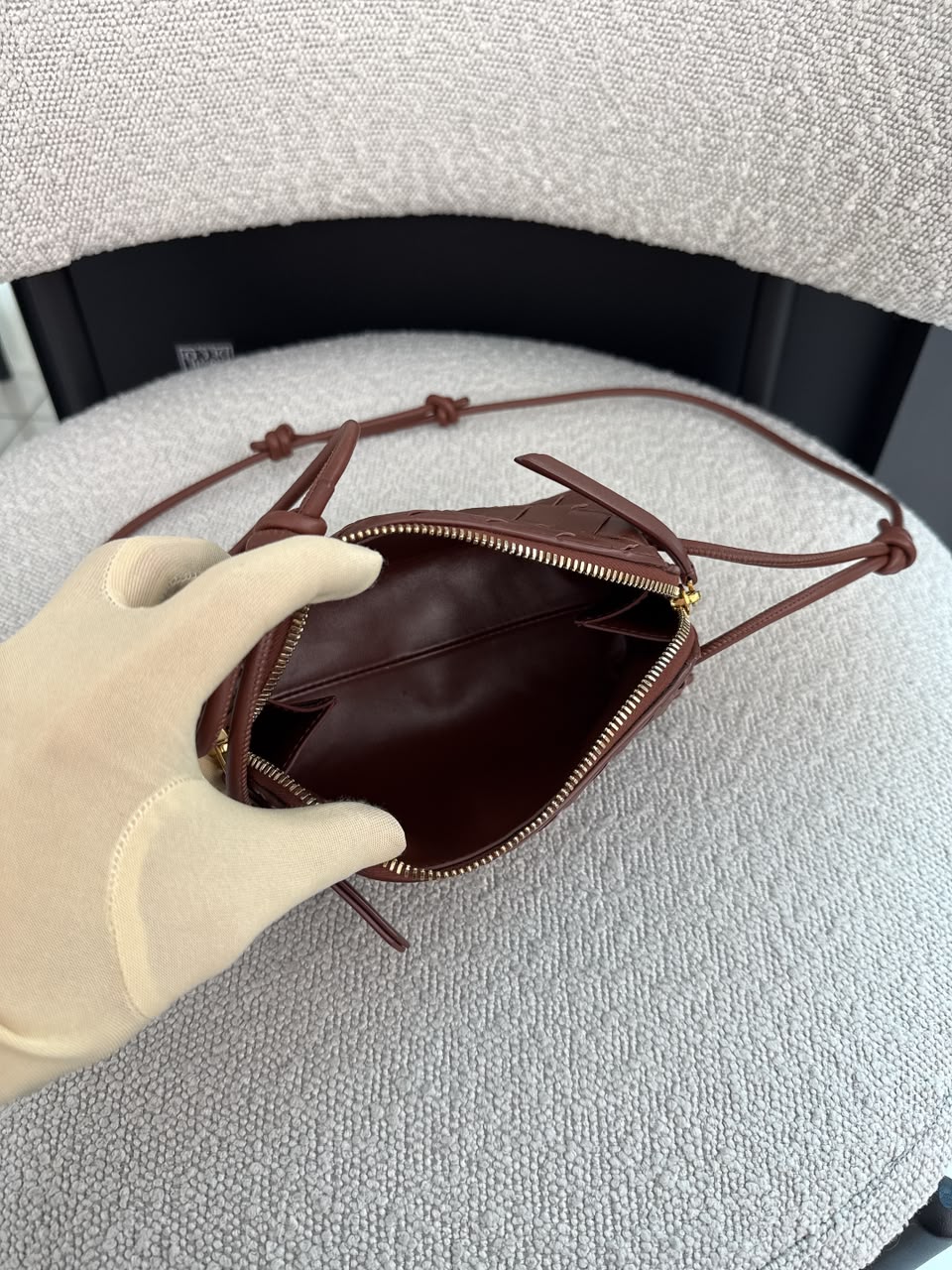BROWN INTRECCIATO LEATHER MINI CONCERT POUCH